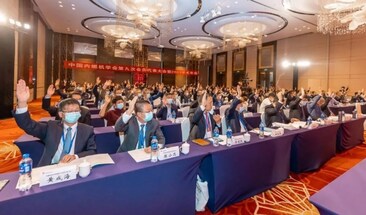 中國內(nèi)燃機學(xué)會第九次會員代表大會隆重召開
